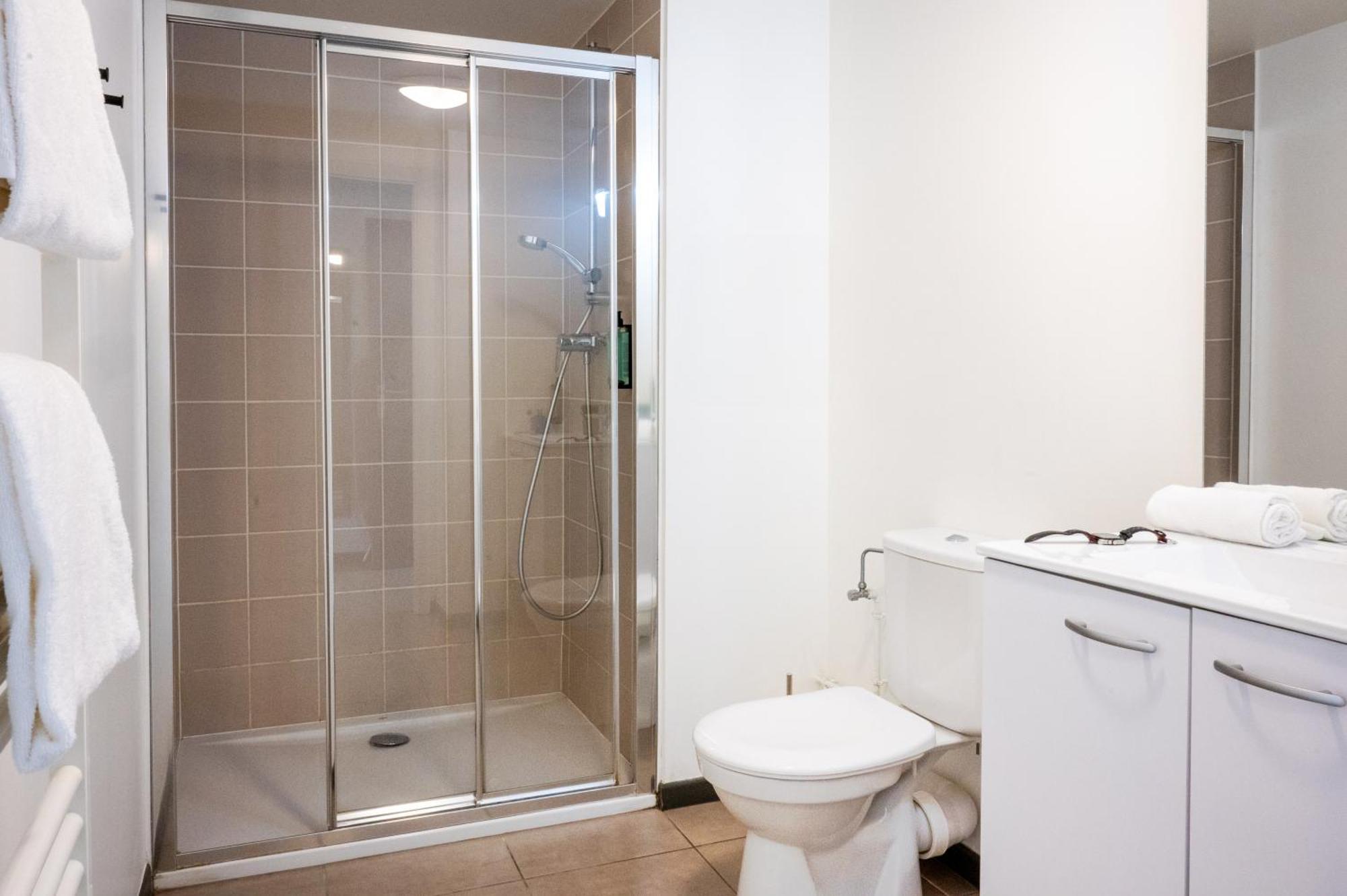 Nemea Appart Hotel Elypseo Strasbourg Port Ngoại thất bức ảnh